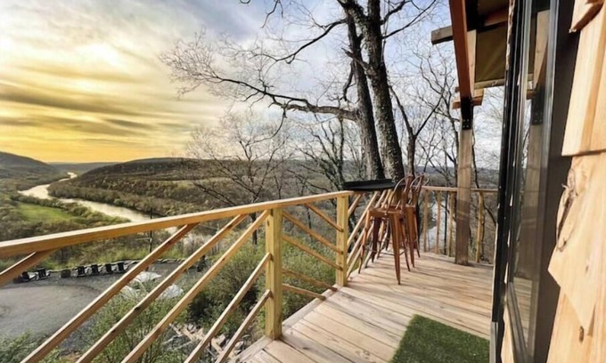 Berkeley Springs Casa | +the Cedar+ @ Camp Potomac Peak