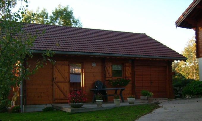 Les Chalesmes Chalet De Esquí | LOS CHALESMES BONITO CHALET DE VACACIONES CÓMODO CERCA DE LA NATURALEZA