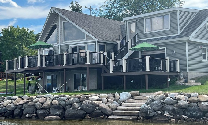 East Jordan Chalet De Esquí | Lakefront Chalet en el hermoso lago Charlevoix
