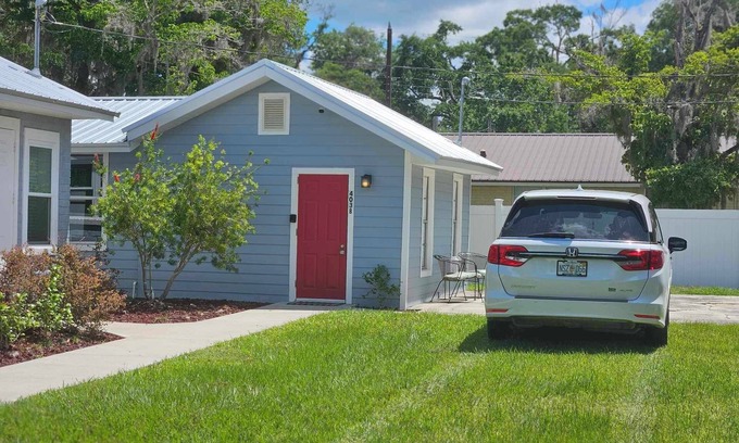 Branford Cabaña | The charm you are looking for!