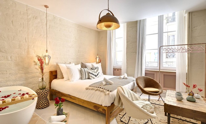 Latin Apartamento | The Charming Luxembourg Garden