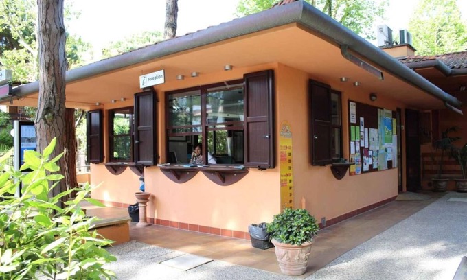 Lido di Spina Casa | La encantadora casa móvil Mare Pineta para 4 personas