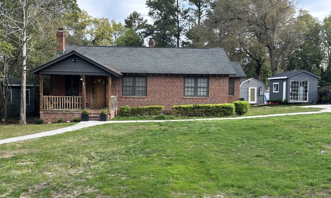 Summerville Casa | THE CHATEAU OF OAKLAND BEST PLACE TO STAY & PLAY GOLF / TWO DECKS 16 FOOT SPA