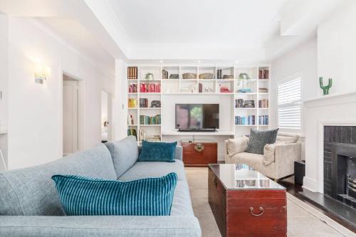 Prahran Casa | The Chatsworth Collection - A Contemporary Triplex