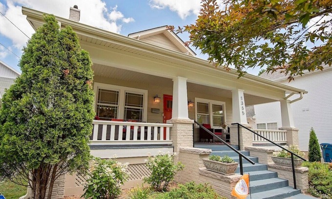 Rountree Apartamento | Historic Home Near MSU | Fenced Yard | Fire Pit | Family & Pet-Friendly