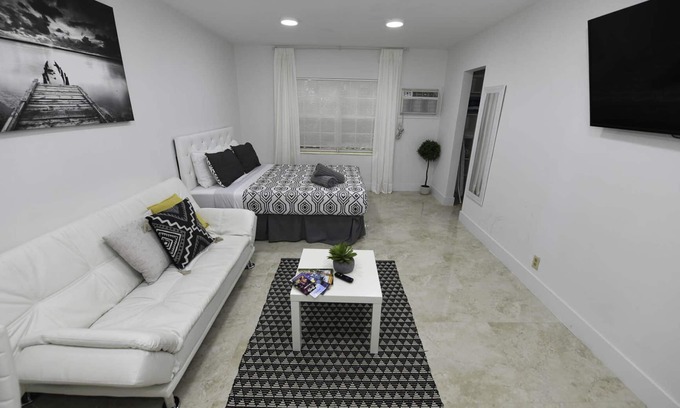 Poinsettia Heights Apartamento | The Chic Studio❣ Excelente ubicación | Cerca de la playa de Fort Lauderdale
