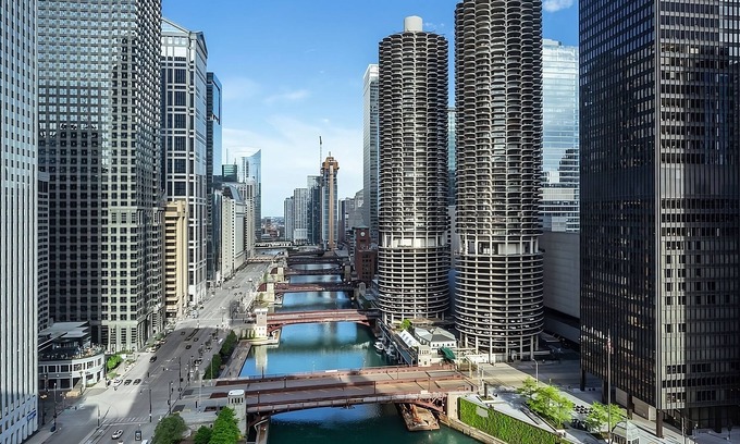 Streeterville Casa | The Chicago Hotel Collection Magnificent Mile Sleek Standard Double Queen
