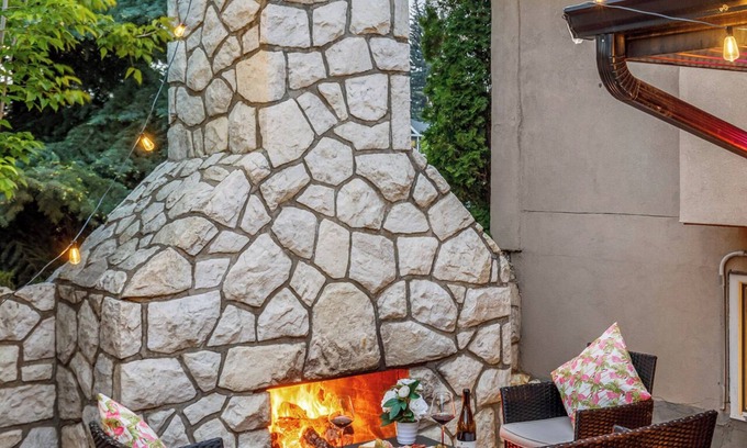 Northwest Calgary Casa | The Chimney (Studio w/Gigantic Outdoor Fireplace)
