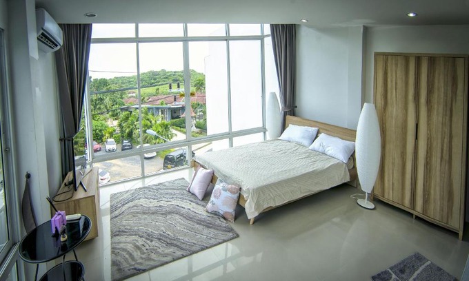 Nai Harn Apartamento | The CHU cafe/guesthouse