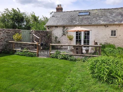 Combe Casa | The Cider Barn