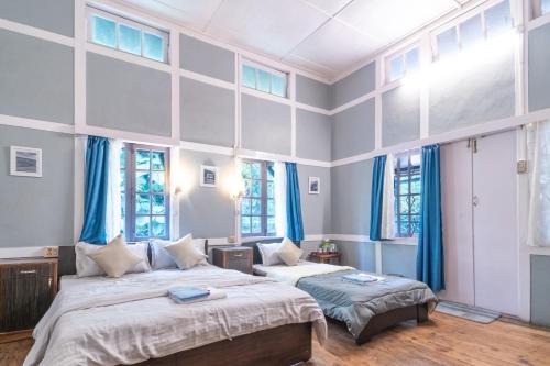 Shillong Cabina | The Cinnamon Tree - by Timberwolves