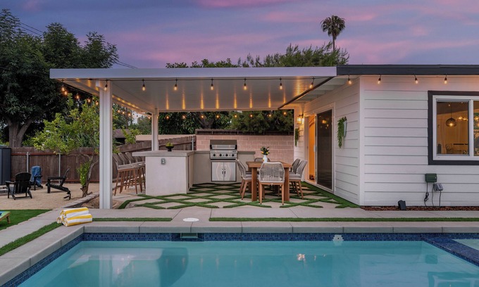 Bay Ho Casa | The Citrus Oasis
