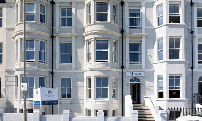 Scarborough Hotel | The Clarence Gardens Hotel, BW Signature Collection