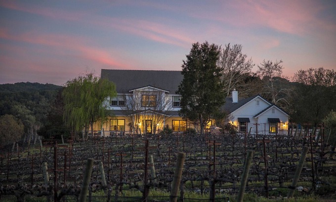Templeton Casa | The Clark House is the perfect 5-bedroom house to escape & relax for a getaway!