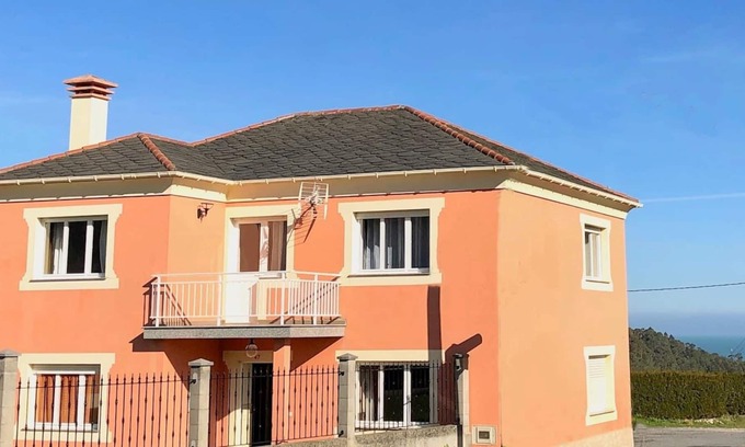 O Vicedo Casa | The Cliffs - Abrela Sand