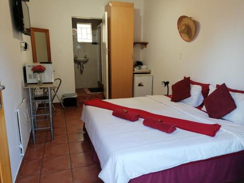 Die Hoewes Cama Y Desayuno | The Clifton Room's