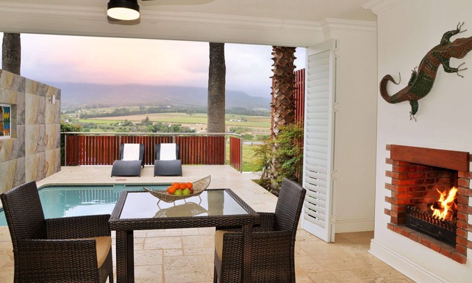 Drakenstein Casa | The Coach House at Val du Charron