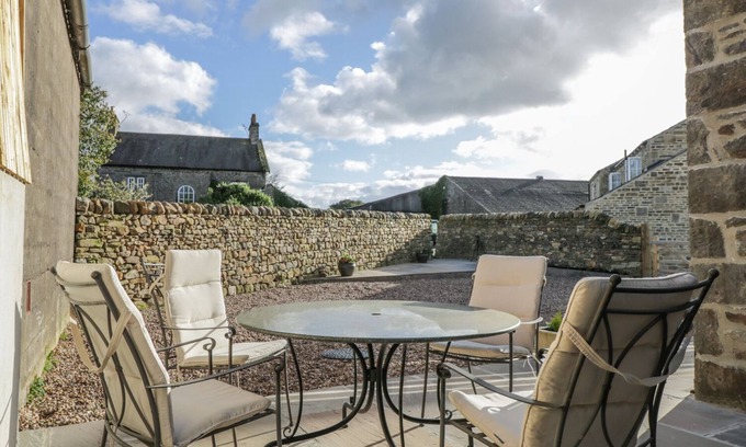 Fourstones Near Bentham Cabaña | The Coach House