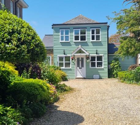 Deal Casa | The Coach House- Stunning Detached Coastal home, with one car parking space, by Historic Deal Castle