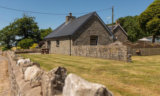 Kidwelly Casa | The Coal House