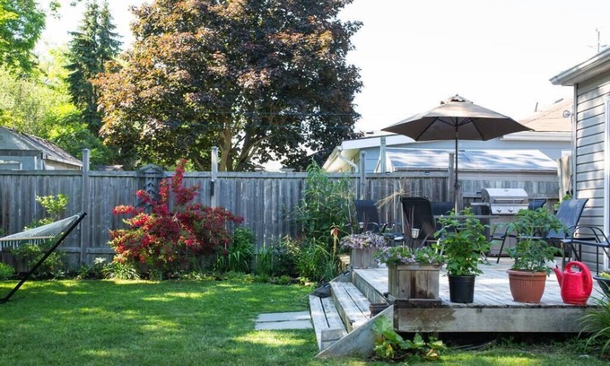 Cobourg Casa | The Cobourg Creek Cottage