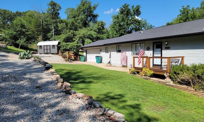Bull Shoals Casa | The Coleman Lake House