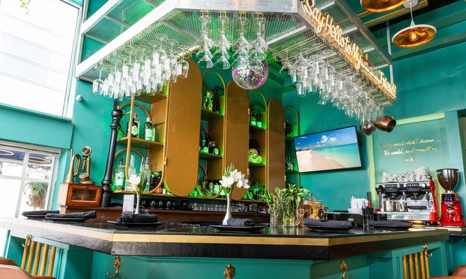 Flamingo/Lummus Hotel | The Colony Hotel