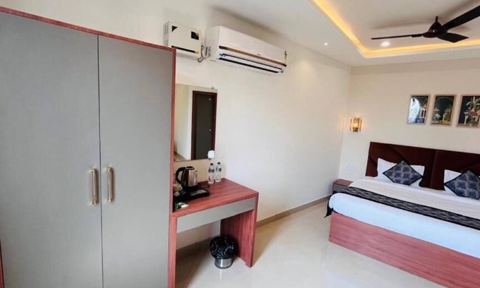 Faizabad Hotel | The Comfort Inn