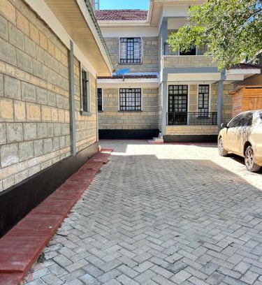 Naivasha Villa | The comfortplace 3 bedrooms located in villa view estate near lake Naivasha resort
