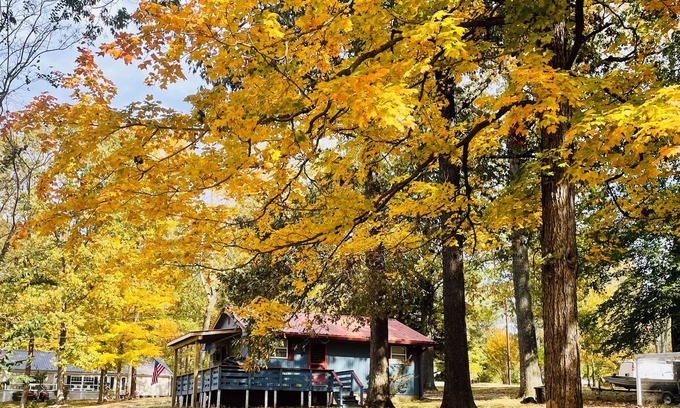 Cadiz Cabina | The comfy cozy cabin awaits you!!