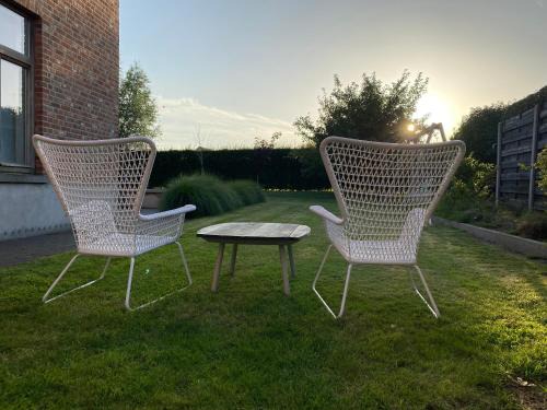 Lokeren Apartamento | The Conservatory a cosy little holiday home- central between Gent Antwerpen Brussel & Brugge