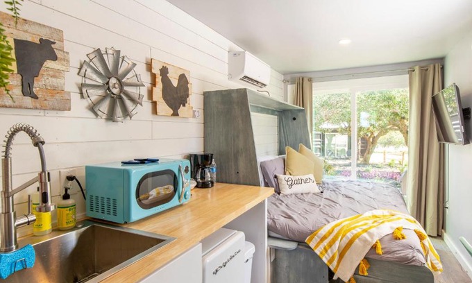 Johnson City Casa | The Container Retreat at 290 Wine Trail #2 Adventure awaits!