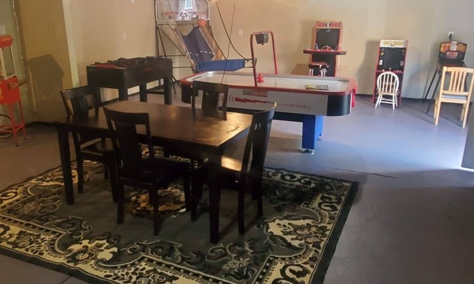 Dearborn Casa | The Copeland Brother's Inn