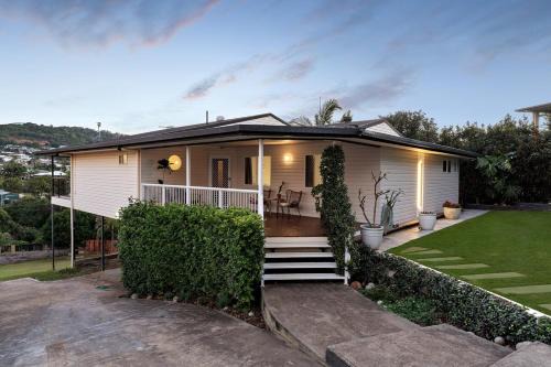 Pacific Heights Casa | The Coral Hideaway coastal escape