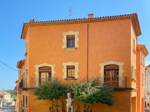 Altafulla Apartamento | The Corner House of Altafulla - A Stroll from the Beach, in the Heart of the Old Town