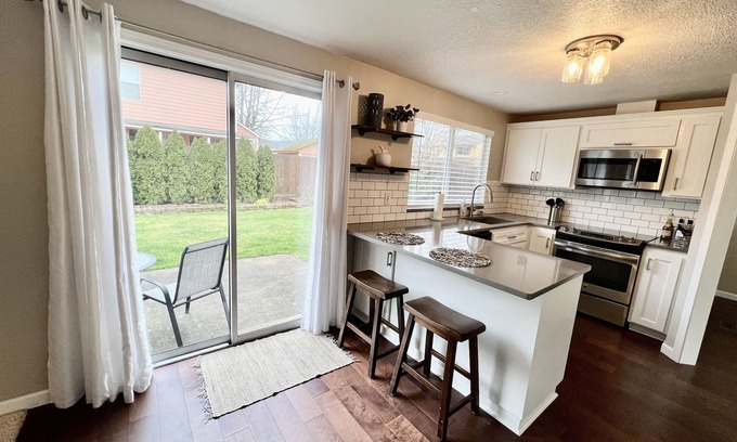Aloha Casa | The Corner Terrace – Family and Pet Friendly Home