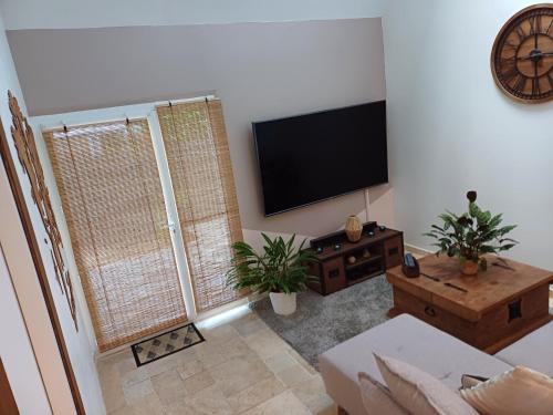 Lisses Casa | The Cosy House - votre havre de paix avec jardin privé