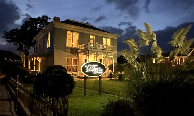 St. George Historic District Casa | The Cottage @ 241 North