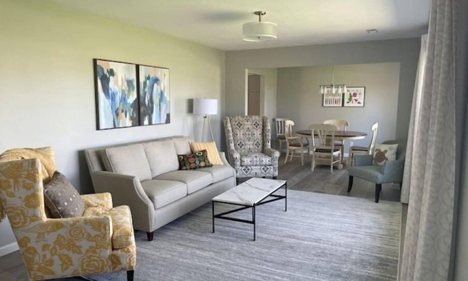 Auburn Casa | The Cottage at Edgewood