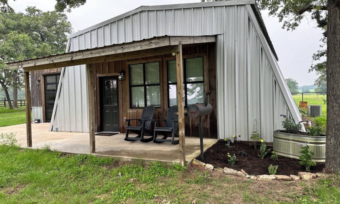 Lee County Cabaña | The Cottage at She Boss Farmstead