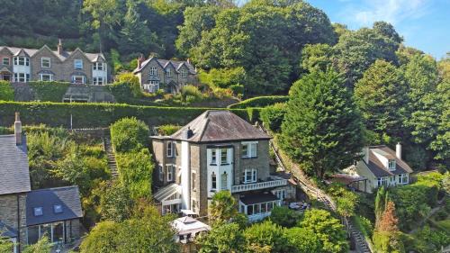 Lynton Casa | The Cottage at Woodlands