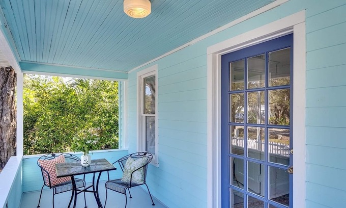 Bradenton Cabaña | The Cottage by Anna Maria Island