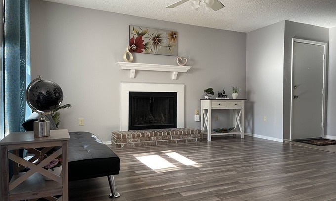 South Baton Rouge Casa | The Cottage by Mall of Louisiana, Baton Rouge