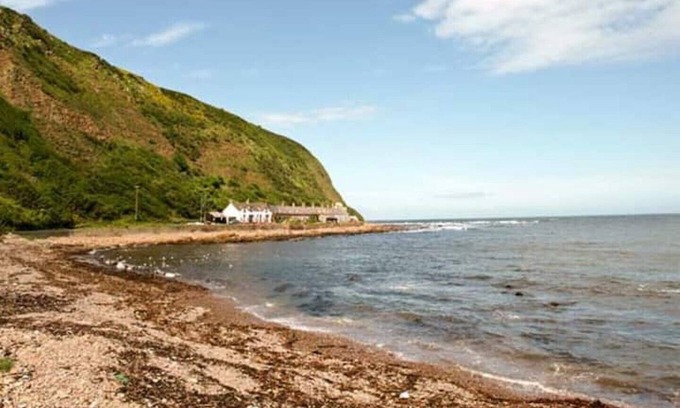 Burnmouth Cabaña | The Cottage By The Sea,Scotland. Cosy and Comfortable in a Spectacular Location!