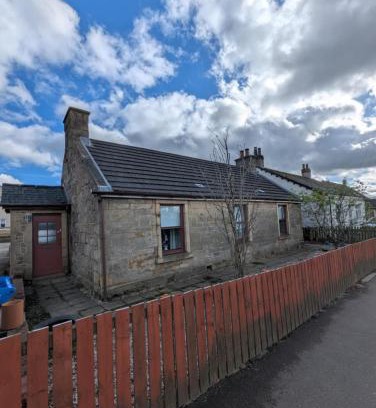 Shotts Casa | The Cottage
