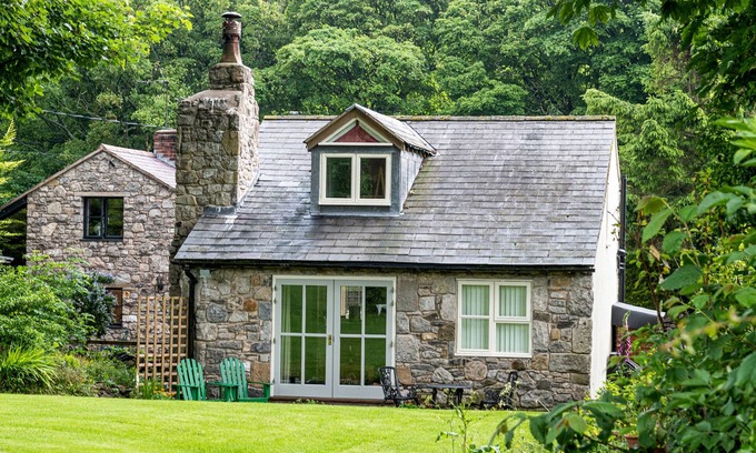 Pantymwyn Cabaña | The Cottage