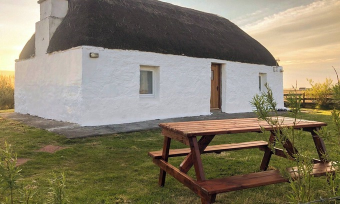 Benbecula Cabaña | Alojamiento de 1 habitaciones en Uachdar