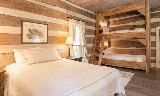 Bells Cabina | The Cotton Gin Cabin Bed & Breakfast