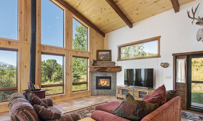 Glenwood Springs Casa | The Cottonwood Cottage - Space, Serenity, & Views