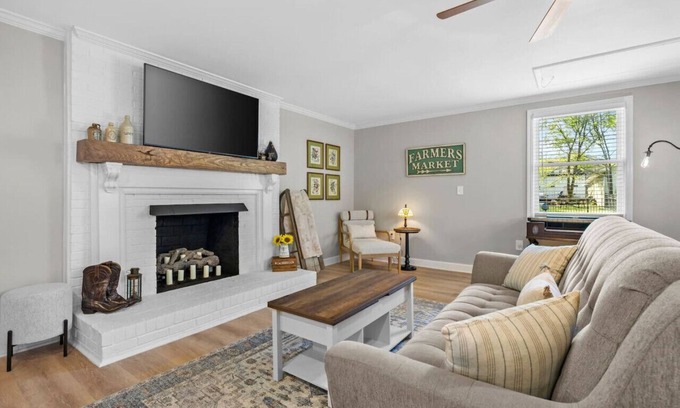 Franklin Condominio | The Country Cottage of Franklin, TN